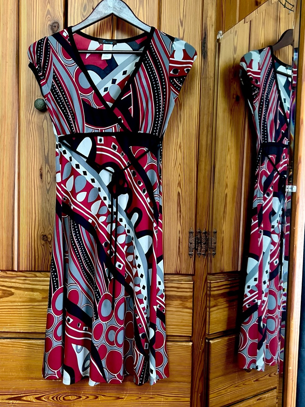 Timing-Y2K Geometric print midi dress M
